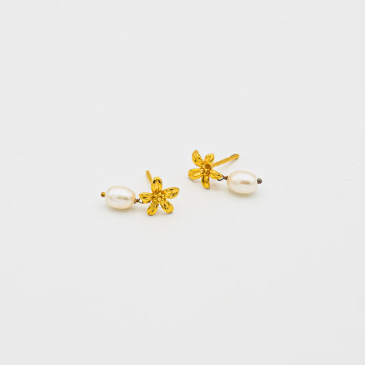 Floral Pearl Earrings
