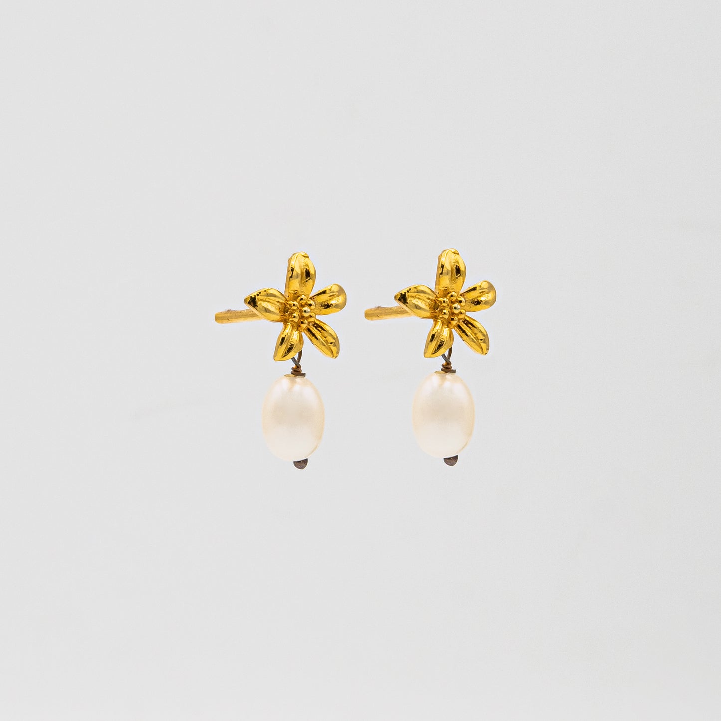 Floral Pearl Earrings