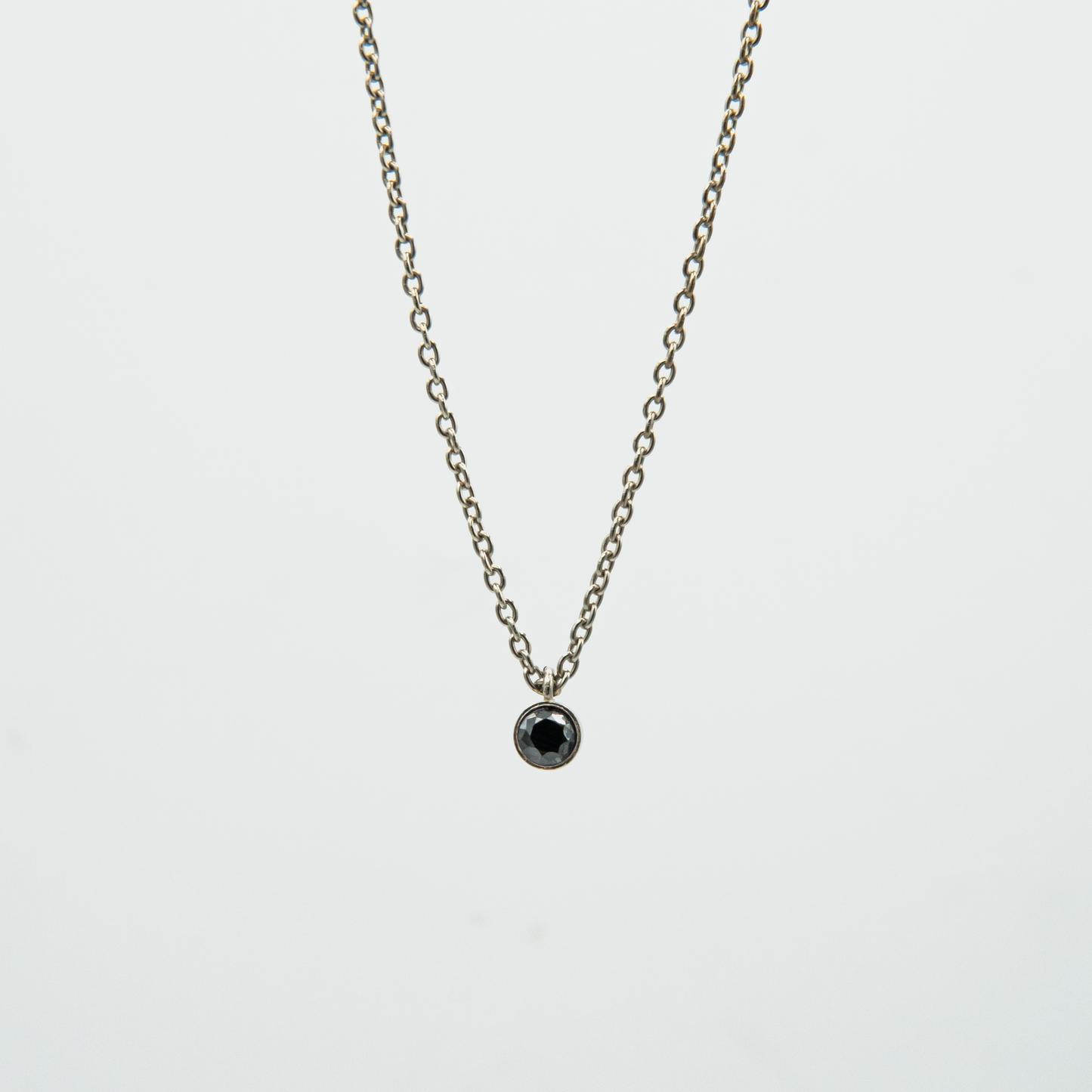 Set of 4mm Black Stone Set