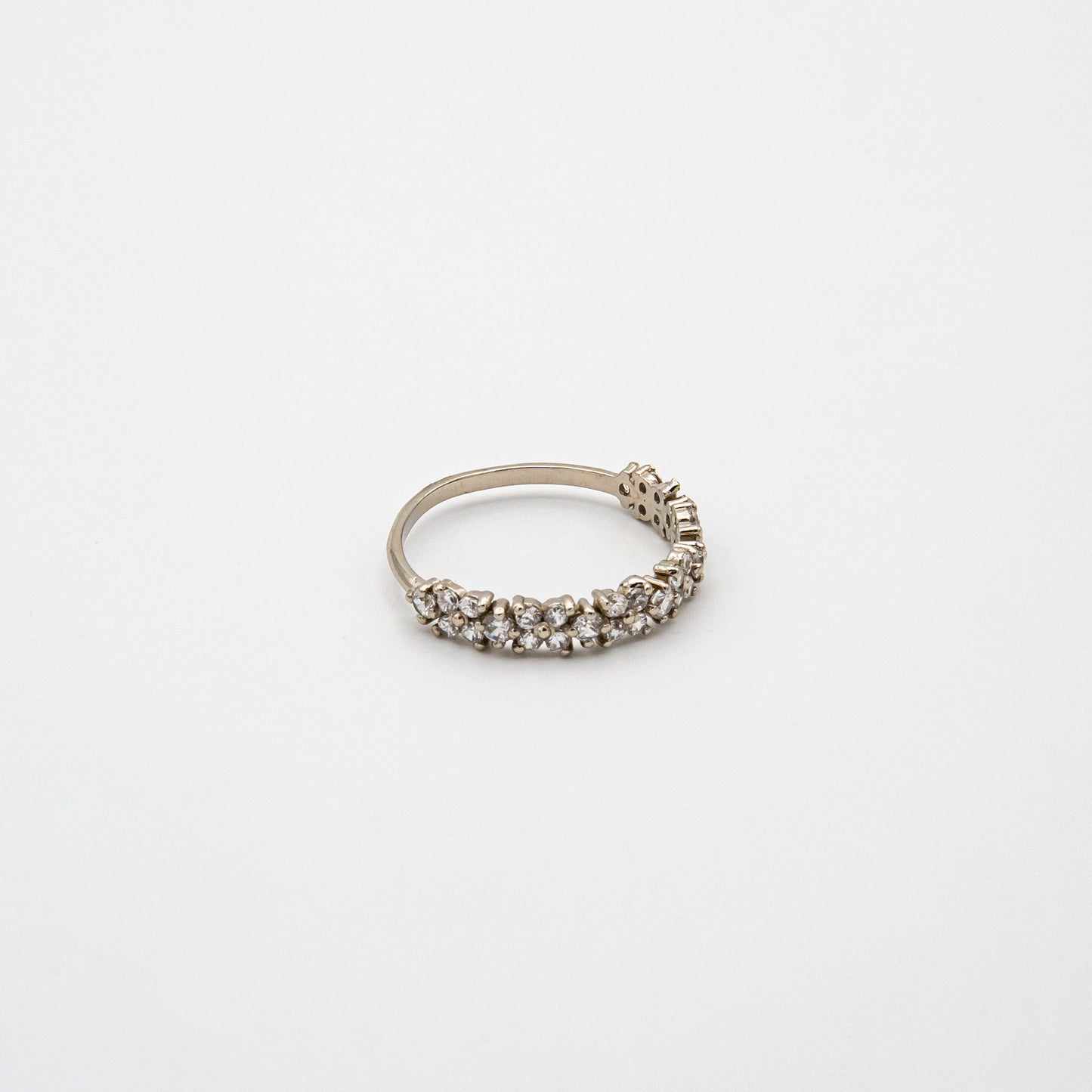 Dainty Floral Band Ring