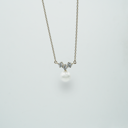 Pearl drop Necklace