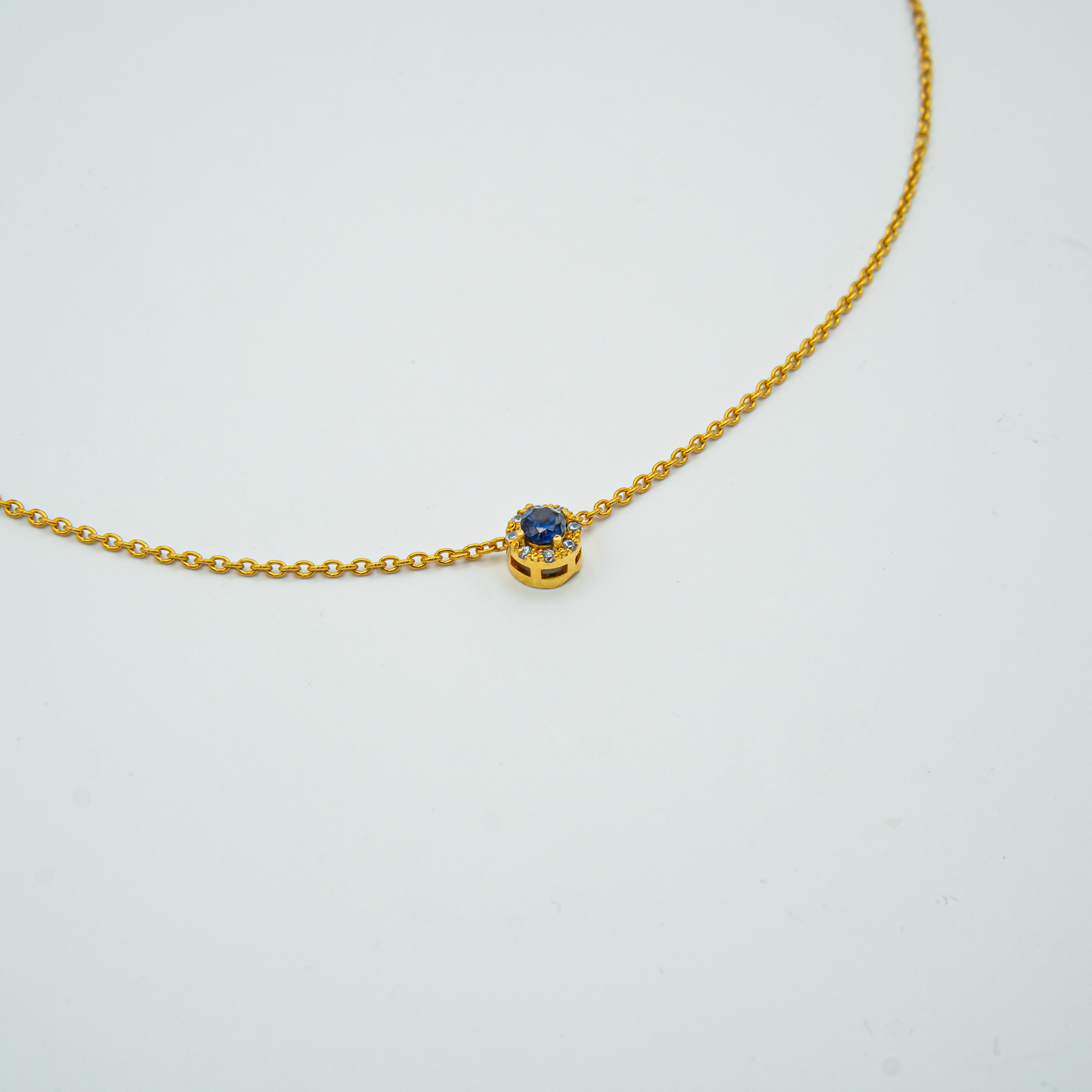 Halo Stone Necklace