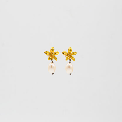 Floral Pearl Earrings