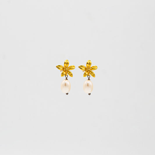 Floral Pearl Earrings