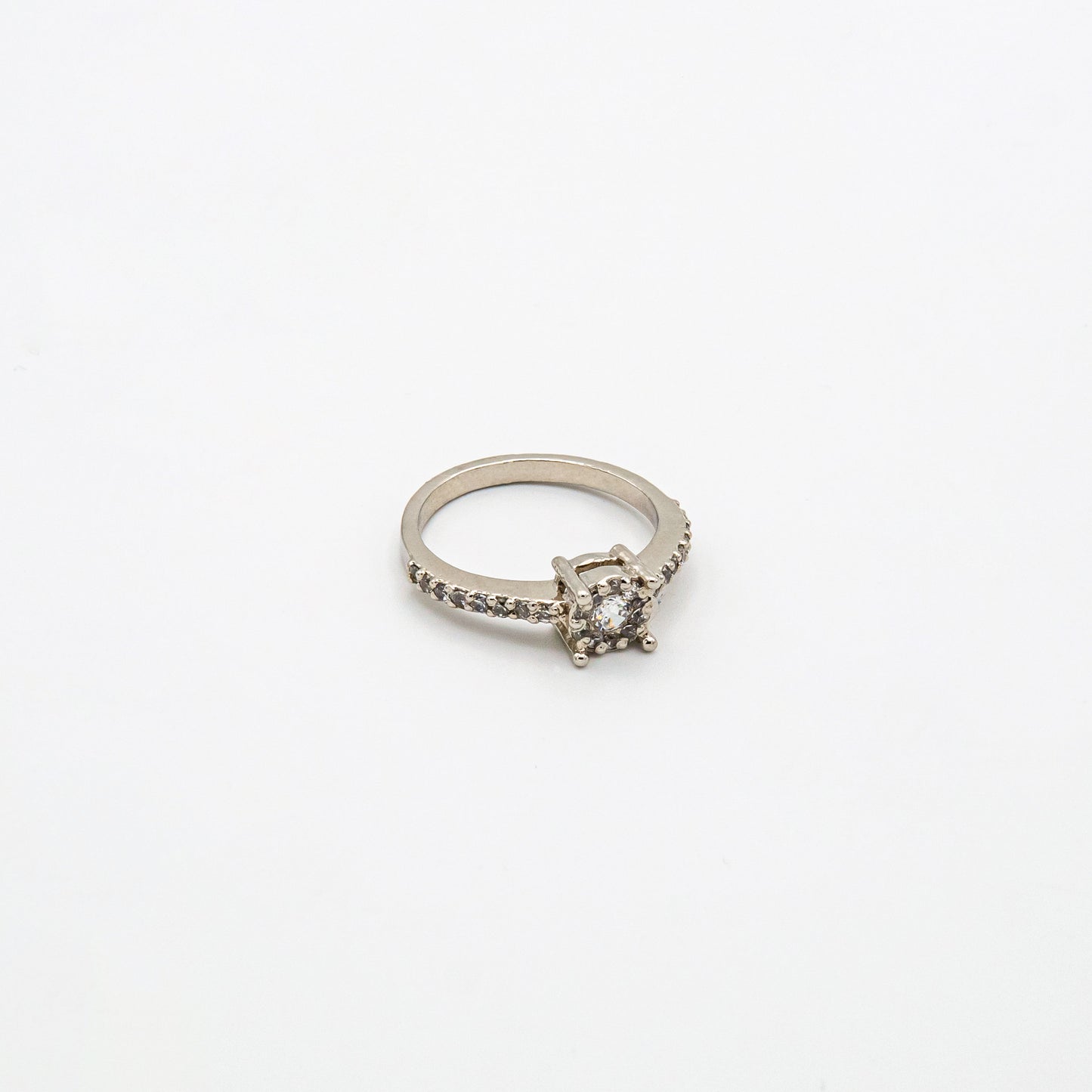 Inward Cushion Cut Ring