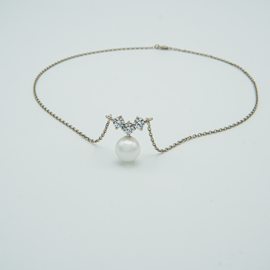 Pearl drop Necklace